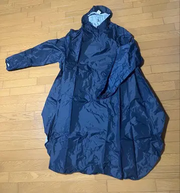 네이비 후드 부착 롱 레인코트