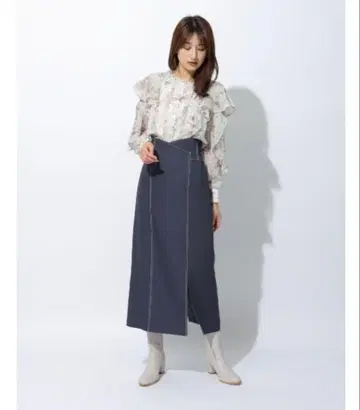 Rirandture 스티치 I 라인 스커트