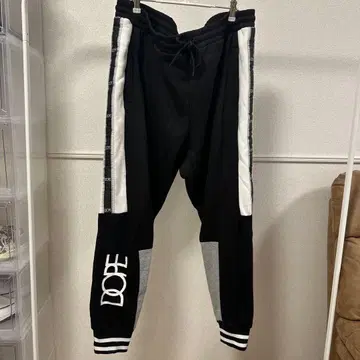 DOPE 스웨트 팬츠