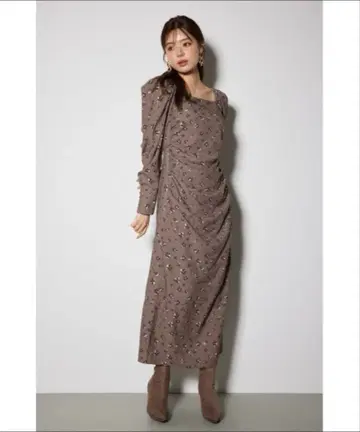 드레이프 I라인 원피스