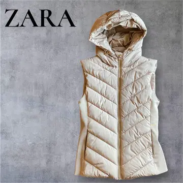[새상품급] ZARA 자라 베이지 후드 부착 퀼팅 베스트 M