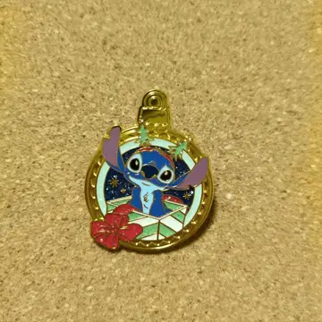 Disney Loungefly 스티치 핀 배지