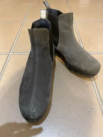 Hills Avenue 그레이 사이드 고어 부츠