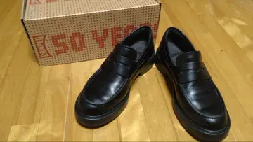 이번 시즌 CAMPEER DEAN 블랙 로퍼 36