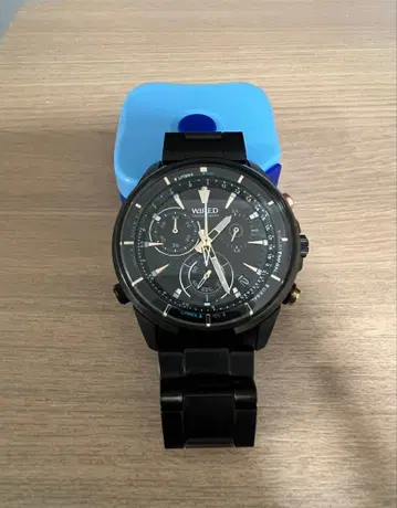 WIRED 크로노그래프 손목시계 블랙