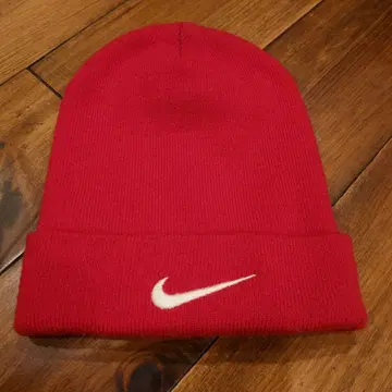Nike 빨간색 니트 모자