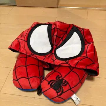 스파이더맨 넥필로우 유니버셜