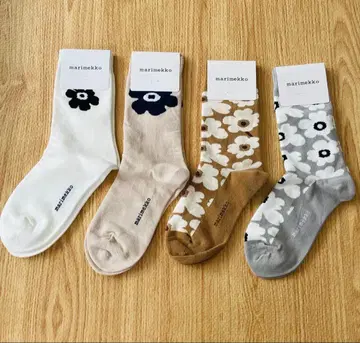 새상품 마리메꼬 양말 4켤레