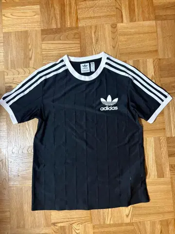 adidas T셔츠 블랙 남녀 공용