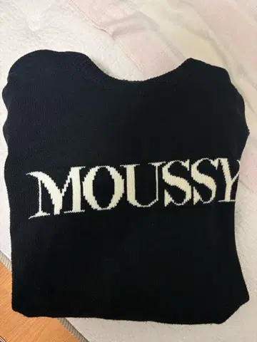 MOUSSY 블랙 니트 스웨터 긴팔