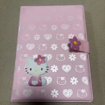 수십 년 전 키티 레터 세트