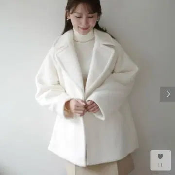 익일 배송! 라이트 웨이브 니트 미들 코트