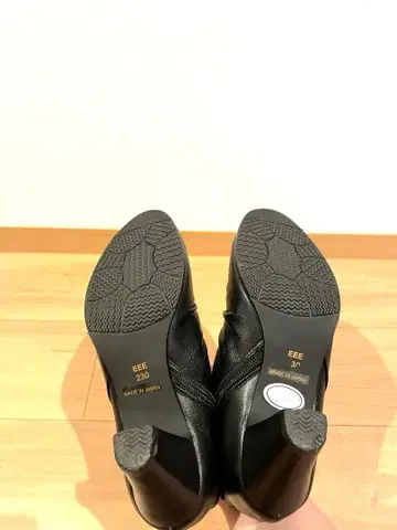 블랙 부티 중간 힐