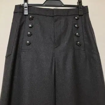 새상품급 23구 다크 그레이 와이드 팬츠 버튼 포함