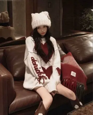 Darich 하트 로고 로우게이지 니트 튜닉 니트 아이보리