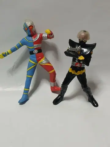 특촬물 영웅 인조인간 키카이다 & 하카이다 피규어 2체 세트