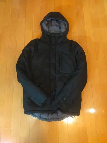 정가 46만 넘버 나인 요크 포함 다운 자켓 사이즈 3