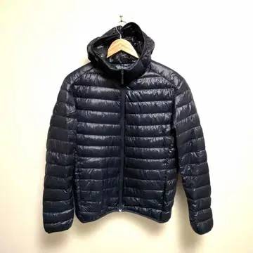단종 UNIQLO 울트라 라이트 다운 파카 남성용 네이비 M