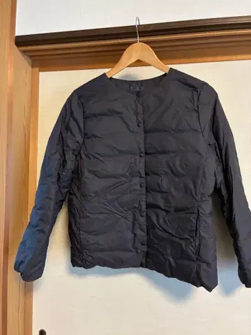 다크 그레이 다운 자켓