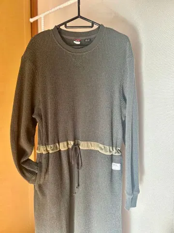 NANEA 긴팔 원피스 와플