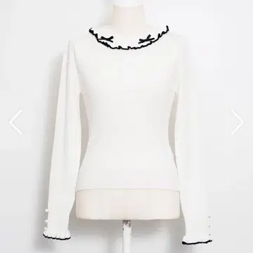 pium 미니 리본 프릴 하이넥 리브 니트