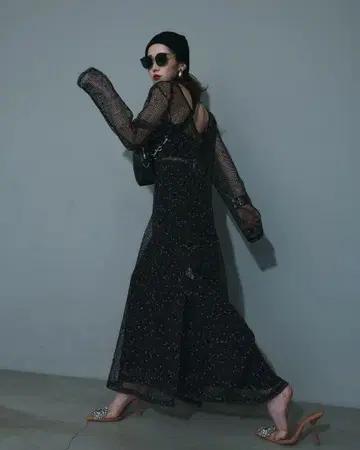 ANDREA&CO 컷 메쉬 백 오픈 원피스 [ 새상품 ]