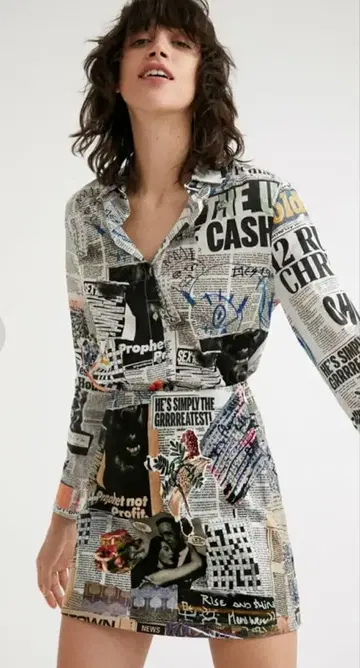 Desigual 데시그알 뉴스 페이퍼 콜라주 미니 스커트 미사용 M