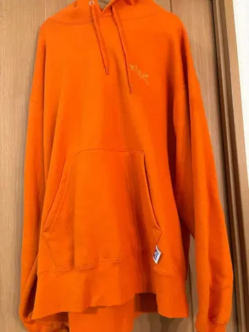 Ben Davis 오렌지 후드 부착 후드티