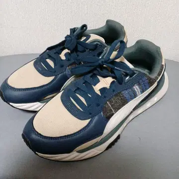 PUMA 네이비 체크 스웨이드 스니커즈 24.5cm