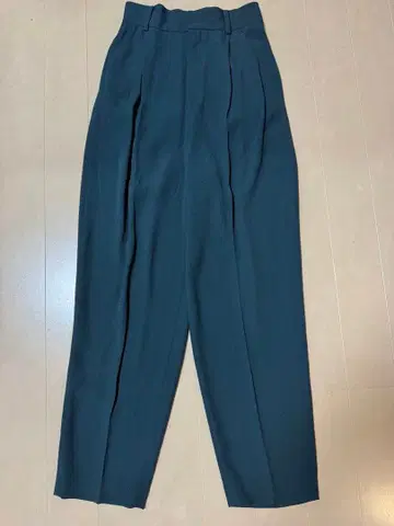 유나이티드 애로우즈 6(로쿠) 트리아세 테이퍼드 팬츠