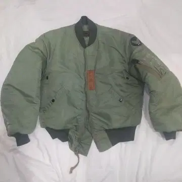 버즈릭슨 MA-1 라이온 유니폼