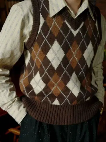 Labour Union 아가일 무늬 니트 베스트 (핸드메이드 울)