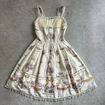 컨디션 최상 이노센트 월드 저택의 제비꽃 오버롤 스커트 크림/퍼플