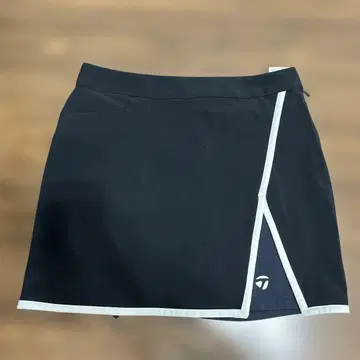 테일러메이드 여성용 스커트 블랙