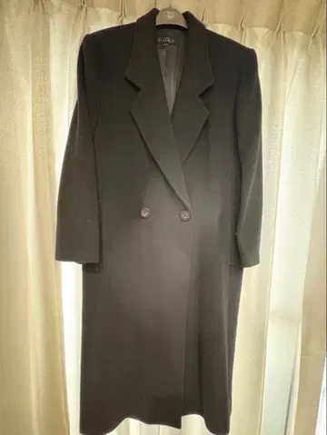 캐시미어 100% 큐프라 안감 블랙 더블 브레스트 롱 코트