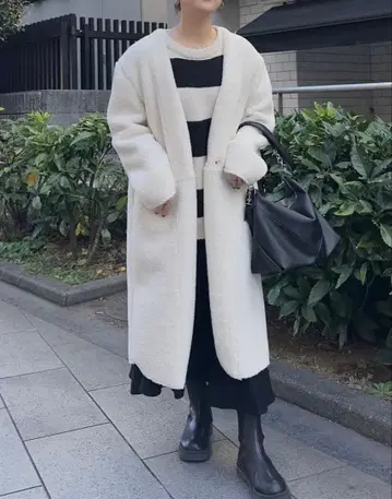 새상품급 anchic 노카라 보아 롱 코트 아이보리 M