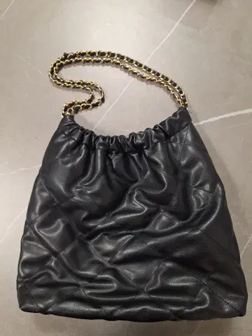 [ used ] SLOBE IENA 블랙 퀼팅 체인 토트백