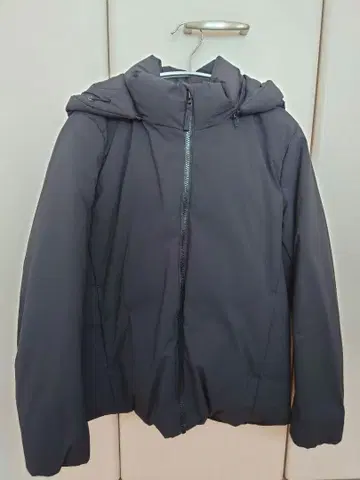 유니클로 하이브리드 다운 후드티 2019 블랙