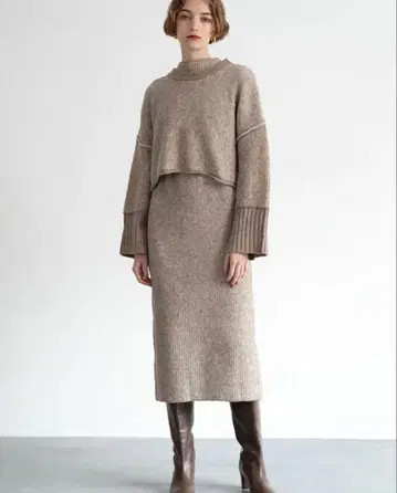 새상품급 CEANIE 스트라이프 울 니트 원피스 셋업 모카 M