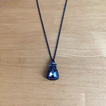 SWAROVSKI 스와로브스키 목걸이 블랙 크리스탈