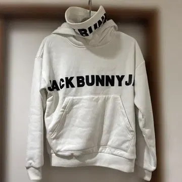 JACK BUNNY 화이트 후드 부착 스웨터