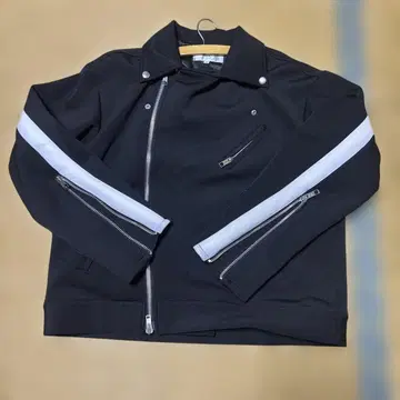 블랙 스트라이프 집업 자켓