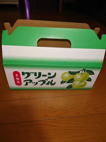 미세스 그린애플 아오모리현산 사과 박스.
