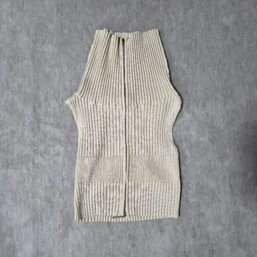 리브 니트 슬리브리스 후드 크림색