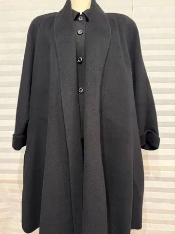 하디 에미스 블랙 롱 코트