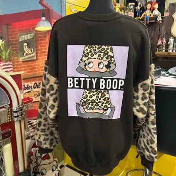 베티 붑 트레이닝복