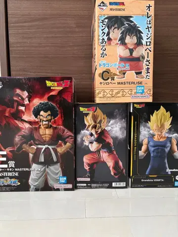 미래로의 결투 미스터 사탄 E상 구름 위의 신전 C상 야지로베 드래곤볼