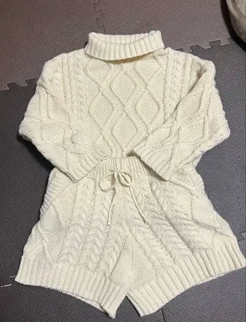 아이보리 베이지 니트 셋업