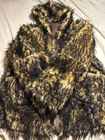 PERVERZE Vegan-Leather Hoodie Teddy