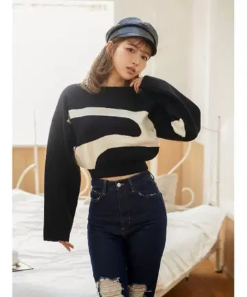 Darich 바이컬러 디자인 니트탑 프리 사이즈 블랙 화이트 M~L